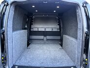 Volkswagen Caddy C20 122 ps Tdi Commerce Pro DSG Panel Van 13
