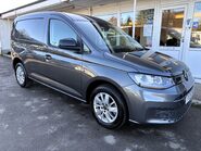 Volkswagen Caddy C20 122 ps Tdi Commerce Pro DSG Panel Van 5
