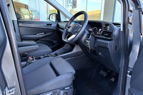 Volkswagen Caddy C20 122 ps Tdi Commerce Pro DSG Panel Van 16