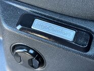 Volkswagen Caddy C20 122 ps Tdi Commerce Pro DSG Panel Van 24