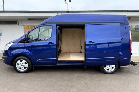 Ford Transit Custom 290 L2 H2 170 ps Limited Panel Van - No VAT 9