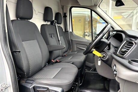 Ford Transit 350 L2 H2 130 ps Limited Panel Van 29