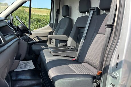 Ford Transit 350 L2 H2 130 ps Limited Panel Van 29