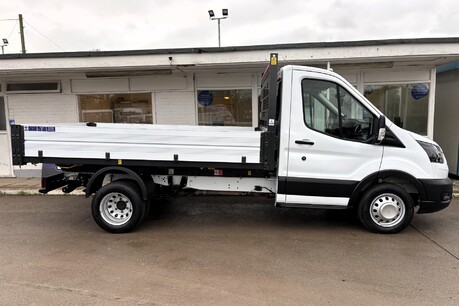 Ford Transit 350 Drw L2 130 ps Single Cab Tipper - Air Con & 10" Media Screen 10