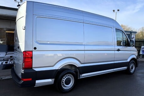 Volkswagen Crafter CR35 177 ps Tdi L2 H2 Trendline DSG Panel Van 3