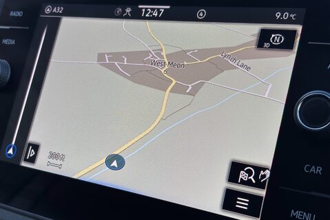 Volkswagen Crafter CR35 177 ps Tdi L2 H2 Trendline DSG Panel Van 18