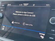 Volkswagen Crafter CR35 177 ps Tdi L2 H2 Trendline DSG Panel Van 28