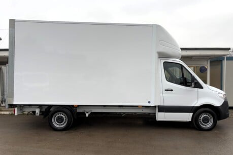 Mercedes-Benz Sprinter 315 Cdi Progressive Luton with Tail Lift - Air Conditioning 9