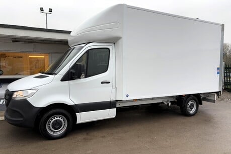 Mercedes-Benz Sprinter 315 Cdi Progressive Luton with Tail Lift - Air Conditioning 1