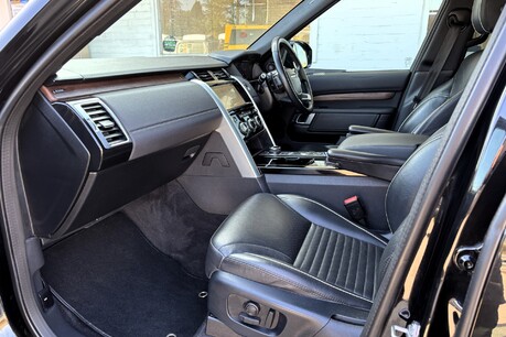 Land Rover Discovery SD6 306 Commercial HSE with Rear Seat Conversion 15