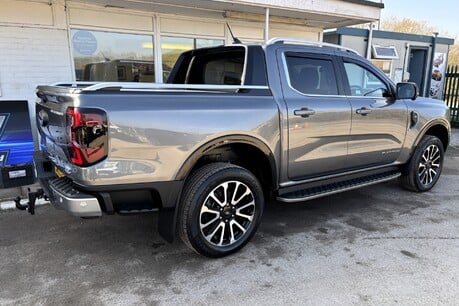 Ford Ranger Platinum V6 240 Auto with Electric Roller Shutter 3