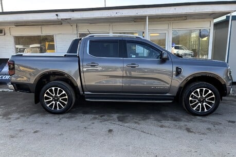 Ford Ranger Platinum V6 240 Auto with Electric Roller Shutter 9