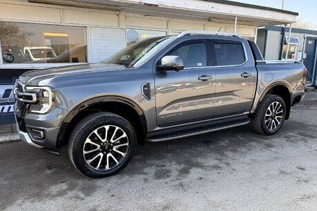 Ford Ranger Platinum V6 240 Auto with Electric Roller Shutter 1