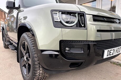 Land Rover Defender 110 D250 Hard Top SE MHEV - No VAT 26