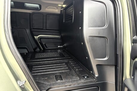 Land Rover Defender 110 D250 Hard Top SE MHEV - No VAT 19