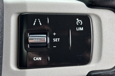 Land Rover Defender 110 D250 Hard Top SE MHEV - No VAT 45