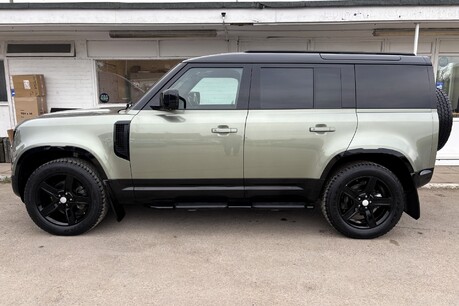 Land Rover Defender 110 D250 Hard Top SE MHEV - No VAT 8