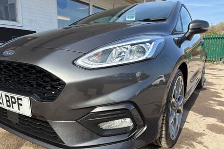 Ford Fiesta Sport 125 ps Mhev with Satellite Navigation - No VAT 21