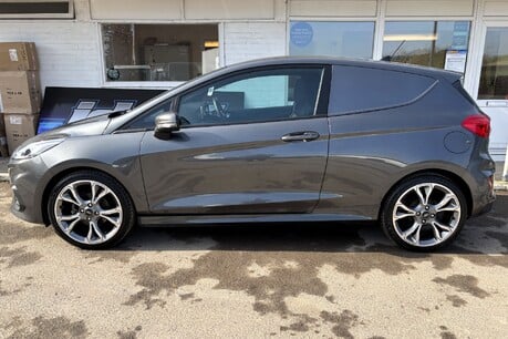 Ford Fiesta Sport 125 ps Mhev with Satellite Navigation - No VAT 8