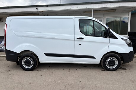 Ford Transit Custom 310 L1 Panel Van with Air Conditioning - Direct from MOD 11