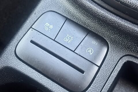 Ford Fiesta Base 85 ps Tdci Car Derived Panel Van - Air Con & Sat Nav 37