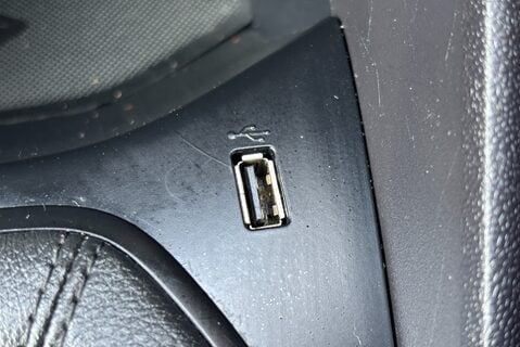 Ford Fiesta Base 85 ps Tdci Car Derived Panel Van - Air Con & Sat Nav 29