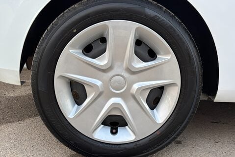 Ford Fiesta Base 85 ps Tdci Car Derived Panel Van - Air Con & Sat Nav 31