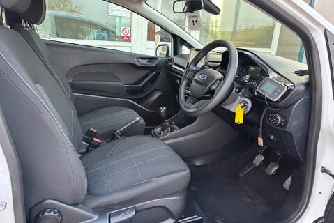 Ford Fiesta Base 85 ps Tdci Car Derived Panel Van - Air Con & Sat Nav 15