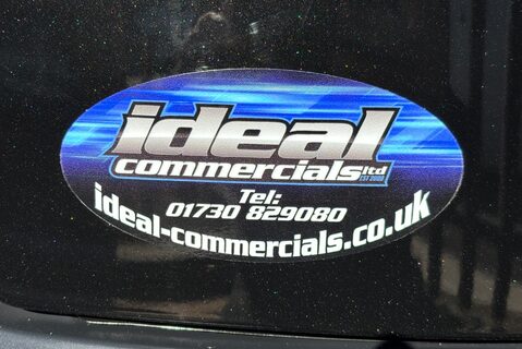 Land Rover Discovery D300 HSE Mhev Panel Van - Full LR Service History 14