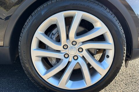 Land Rover Discovery D300 HSE Mhev Panel Van - Full LR Service History 39