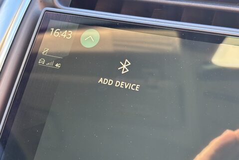 Land Rover Discovery D300 HSE Mhev Panel Van - Full LR Service History 22