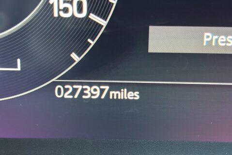 Land Rover Discovery D300 HSE Mhev Panel Van - Full LR Service History 48