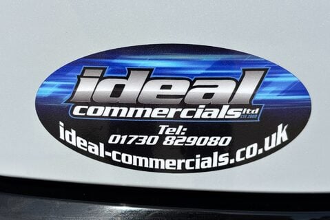 Land Rover Discovery D300 R-Dynamic HSE MHEV Panel Van 13