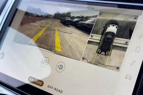 Land Rover Discovery D300 R-Dynamic HSE MHEV Panel Van 22