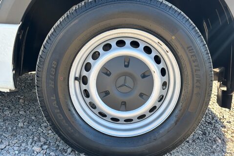 Mercedes-Benz Sprinter 315 Cdi Progressive Glass Frail Van 30