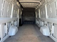 Mercedes-Benz Sprinter 315 Cdi Progressive Glass Frail Van 13