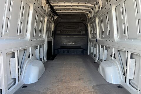 Mercedes-Benz Sprinter 315 Cdi Progressive Glass Frail Van 13