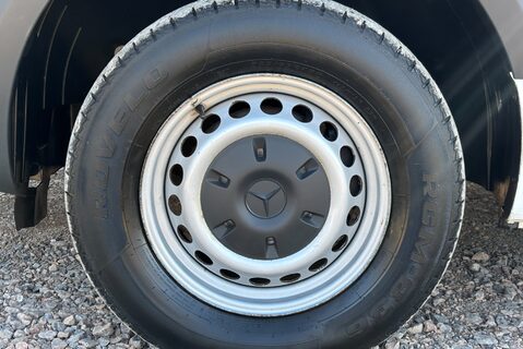 Mercedes-Benz Sprinter 315 Cdi Progressive Glass Frail Van 32