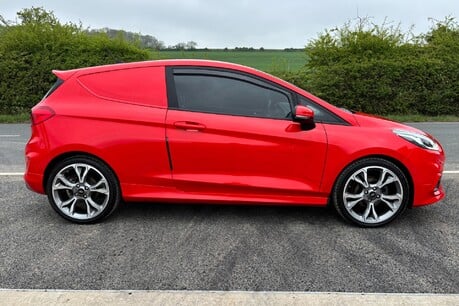Ford Fiesta Sport 120 ps Tdci 9