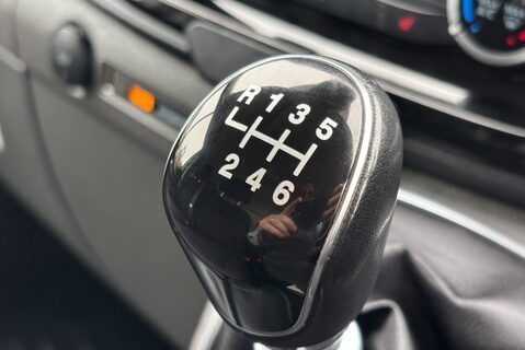 Ford Transit Custom 300 L1 Limited 130ps Panel Van 44