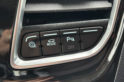 Ford Transit Custom 300 L1 Limited 130ps Panel Van 42