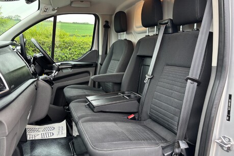 Ford Transit Custom 300 L1 Limited 130ps Panel Van 29