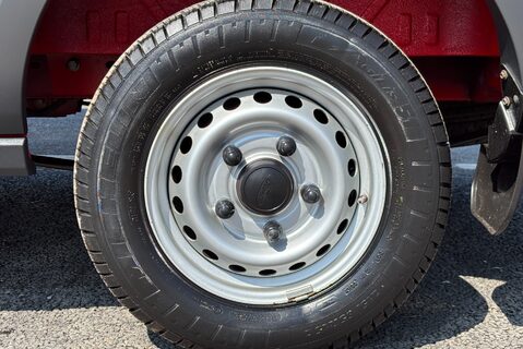 Ford Transit 310 L2 H2 125 ps Panel Van - Low Mileage 27