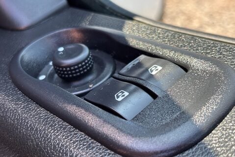 Vauxhall Movano F3500 L3 H1 Double Cab Dropside Truck with Tail Lift - Air Con 41