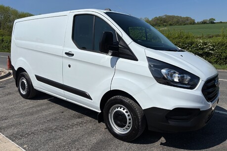 Ford Transit Custom 300 L1 Leader Panel Van - Air Con 5