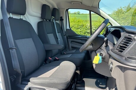 Ford Transit Custom 300 L1 Leader Panel Van - Air Con 29