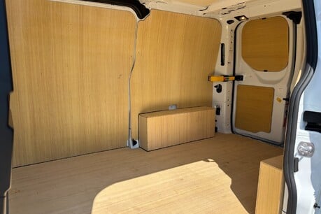 Ford Transit Custom 300 L1 Leader Panel Van - Air Con 10