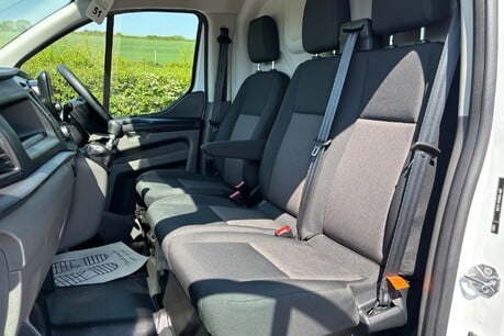 Ford Transit Custom 300 L1 Leader Panel Van - Air Con 28