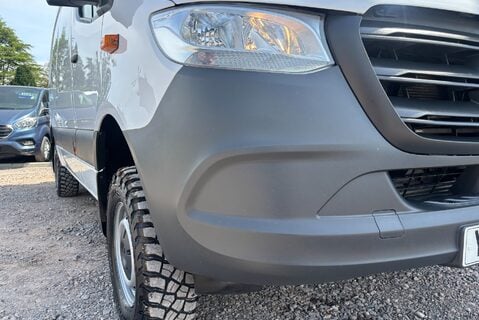 Mercedes-Benz Sprinter 316 Cdi L2 H2 4x4 Workshop Panel Van with Air Con / Sat Nav 30