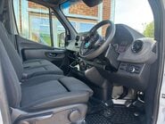 Mercedes-Benz Sprinter 316 Cdi L2 H2 4x4 Workshop Panel Van with Air Con / Sat Nav 22